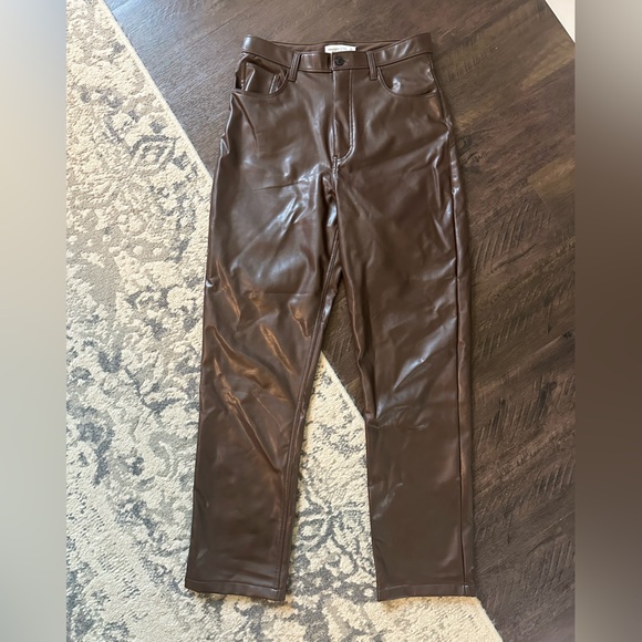 Abercrombie The 90s Straight Ultra High Rise - Picture 1 of 6